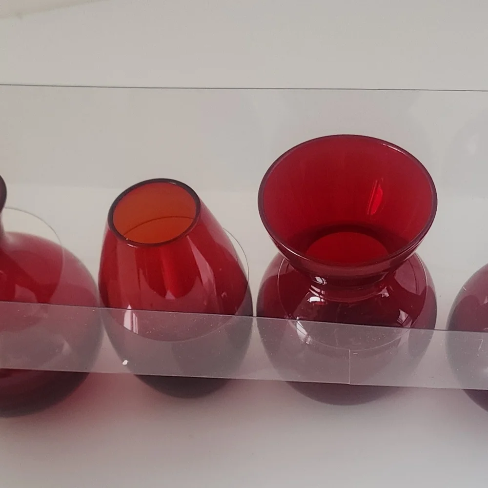 Crate&Barrel Red Vase Set of Four